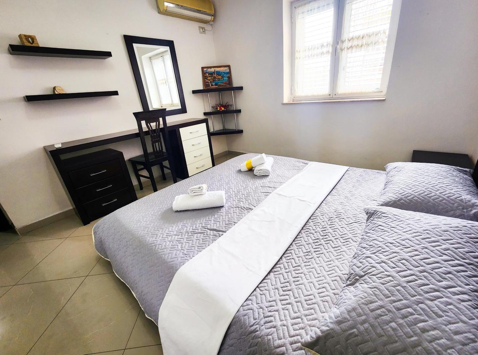 Apartment Sweet New Pazar Tirana Exterior photo